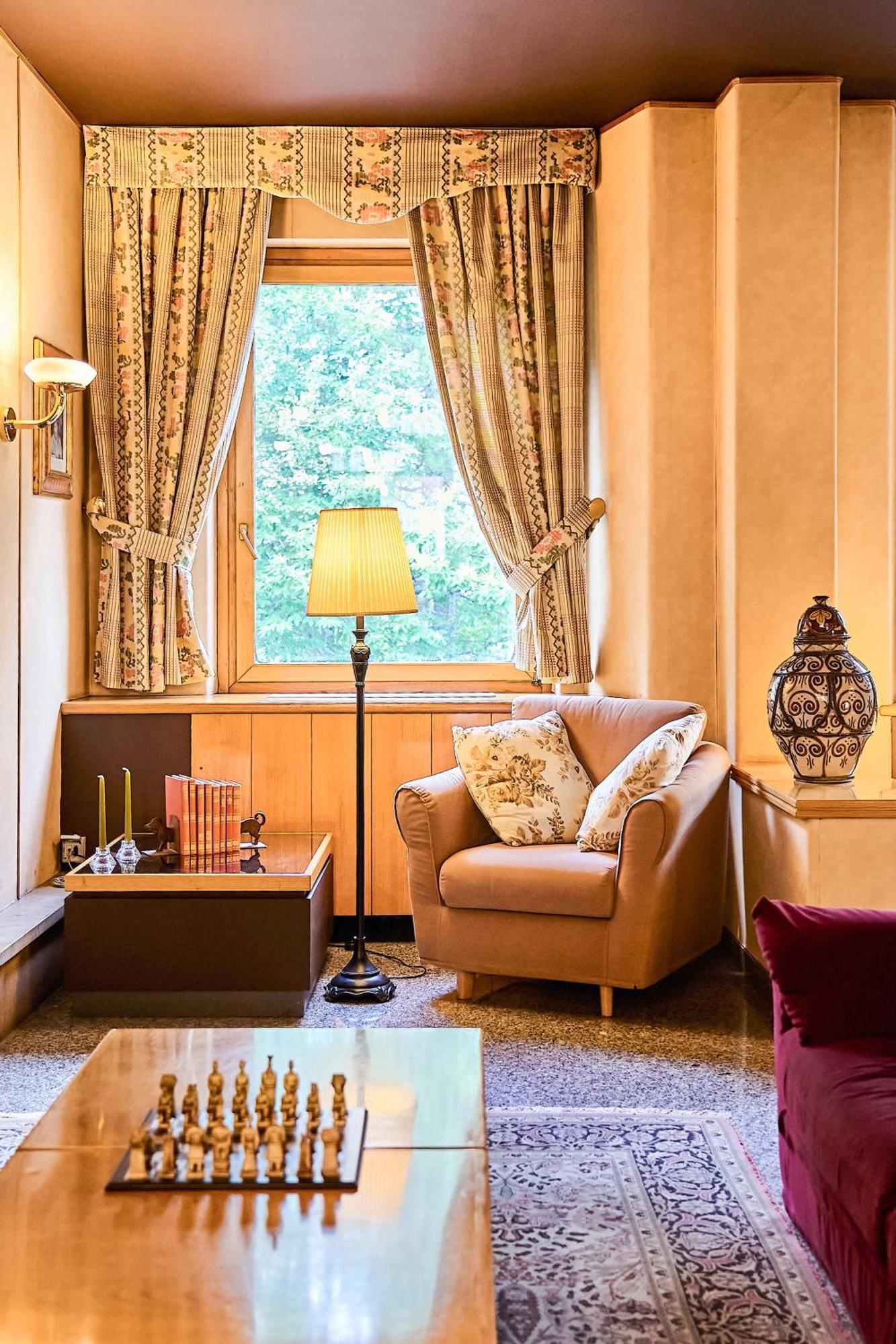 Hotel Camigliatello Камилятело Силано Екстериор снимка