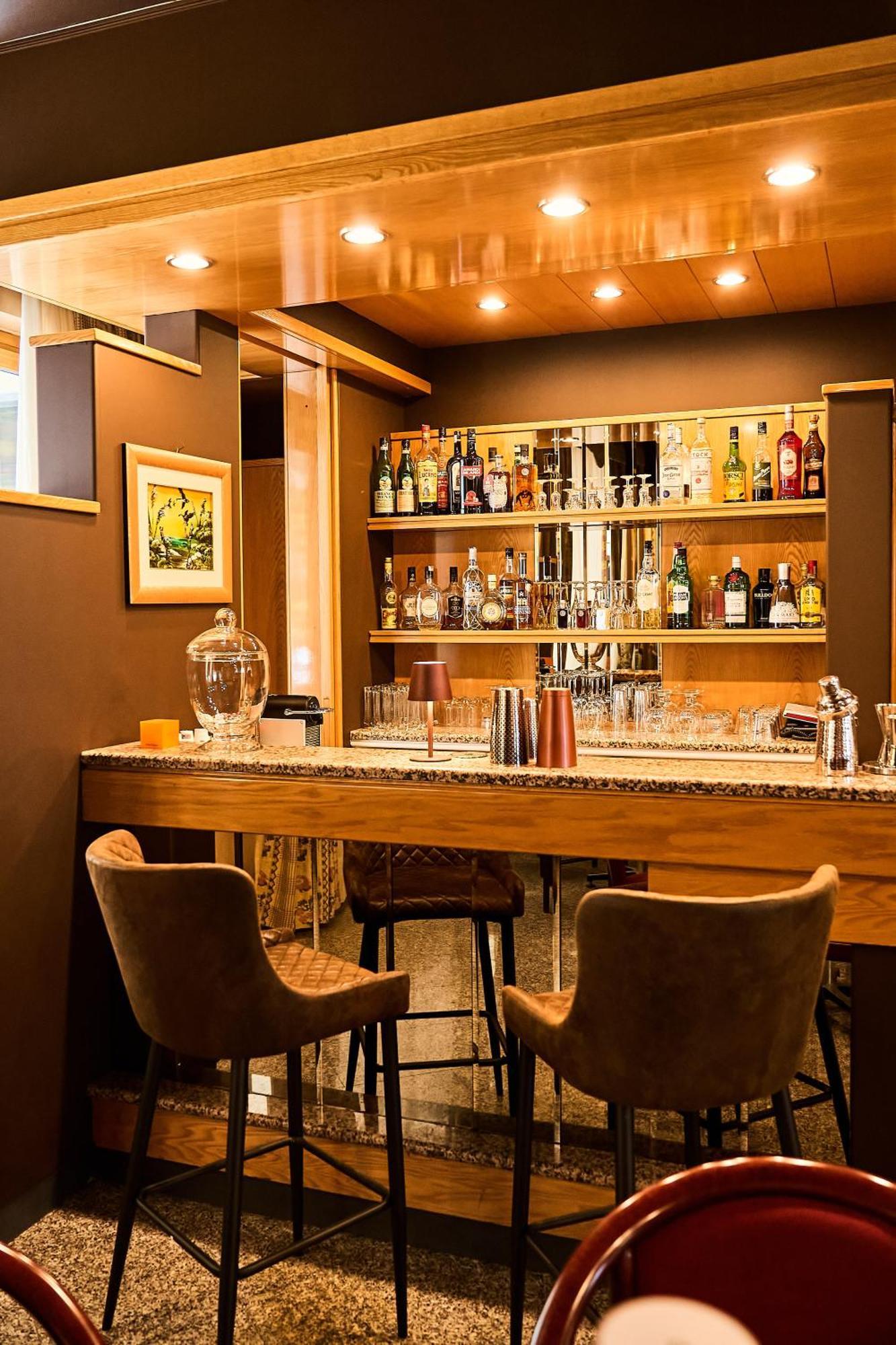 Hotel Camigliatello Камилятело Силано Екстериор снимка
